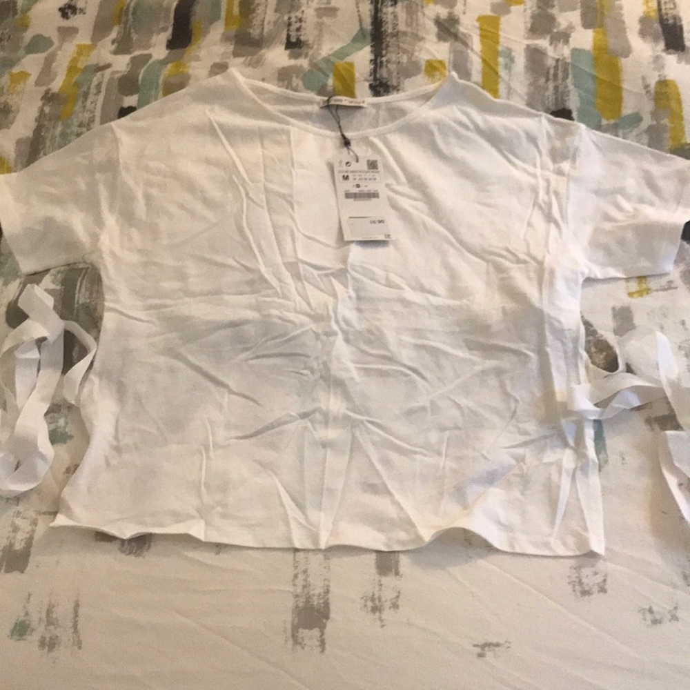 Medium white Zara t shirt with a tie back